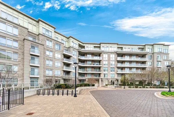 9 Stollery Pond CRES #306, Markham, ON L6C 0Y1