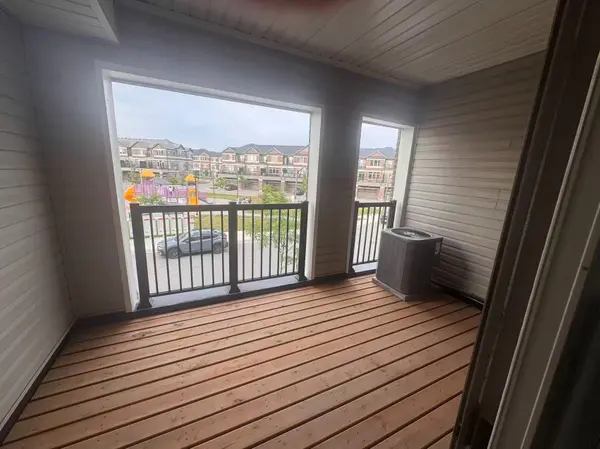 33 Saigen LN, Markham, ON L6B 1R2