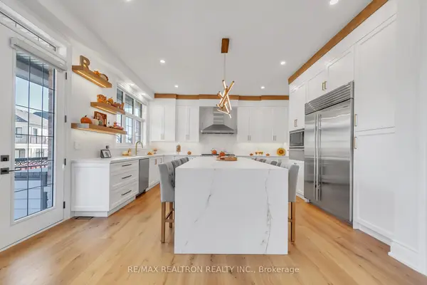 131 Lady Jessica DR, Vaughan, ON L6A 4V1
