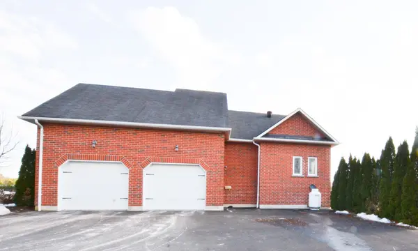 1216 Wood RD, Tay, ON L0K 2E0