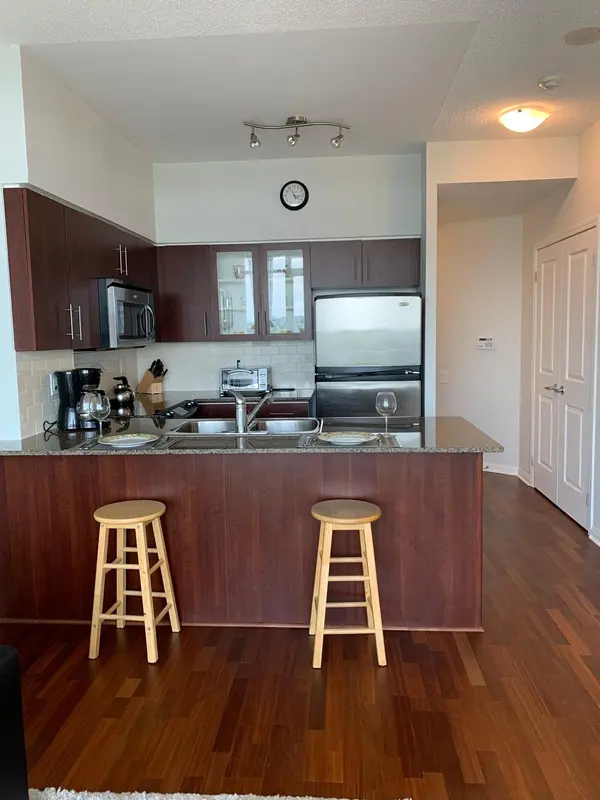 15 Windermere AVE #1803, Toronto W01, ON M6S 5A2