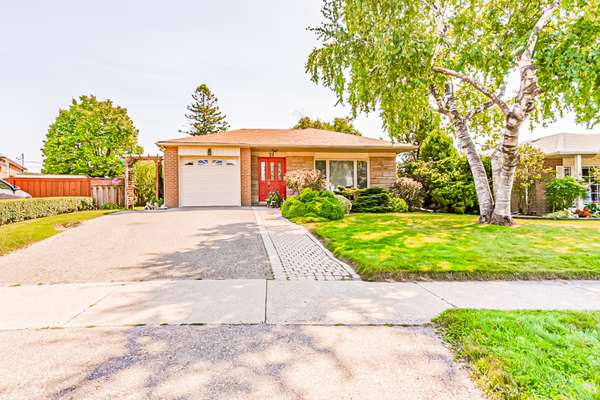 21 Aberdeen CRES, Brampton, ON L6T 2P8