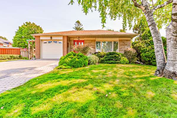 21 Aberdeen CRES, Brampton, ON L6T 2P8