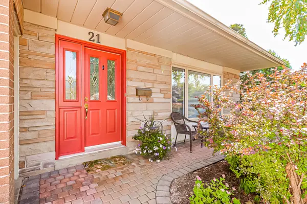 21 Aberdeen CRES, Brampton, ON L6T 2P8