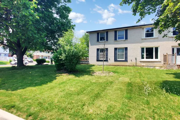 4 Flamingo CRES, Brampton, ON L6T 2G5