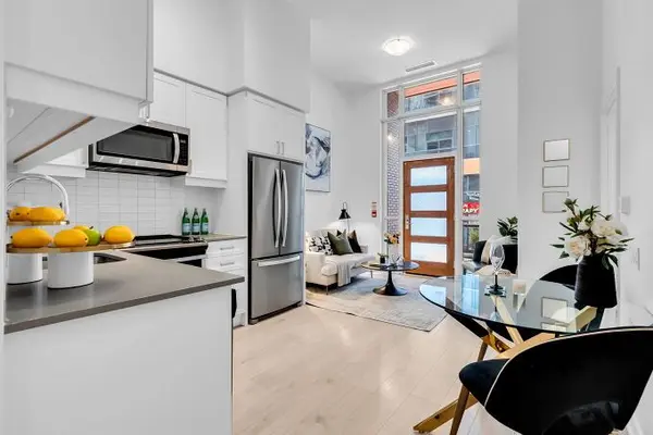 8 Nahani WAY #113, Mississauga, ON L4Z 0C6