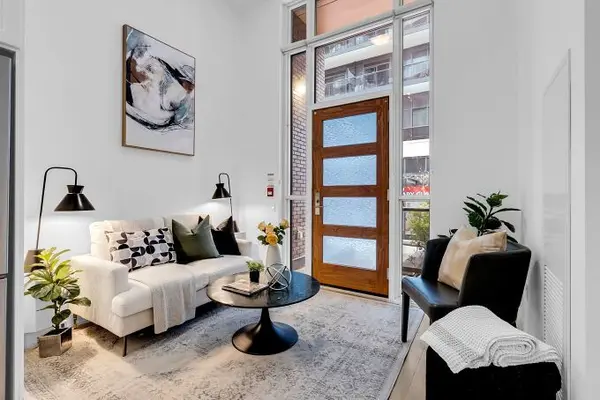8 Nahani WAY #113, Mississauga, ON L4Z 0C6