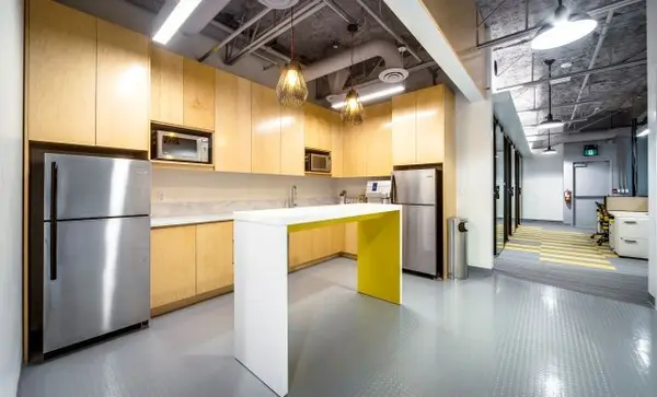 2115 South Service RD W #500, Oakville, ON L6L 5W2