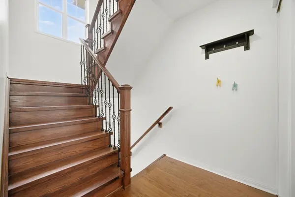 2909 Garnethill WAY, Oakville, ON L6M 5E9