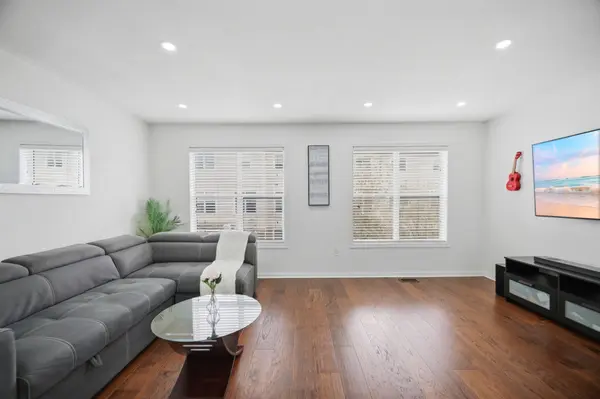 2909 Garnethill WAY, Oakville, ON L6M 5E9