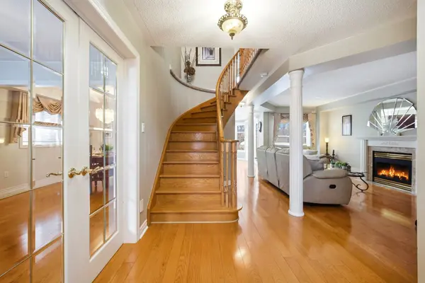 52 Durham ST, Halton Hills, ON L7G 5X4