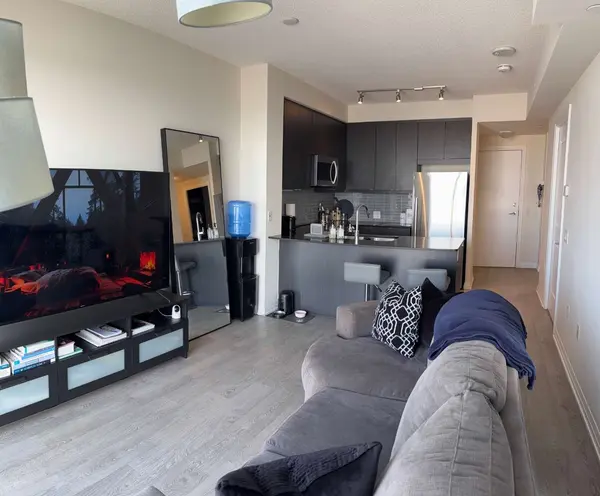 50 Thomas Riley RD N #1806, Toronto W08, ON M9B 0C5