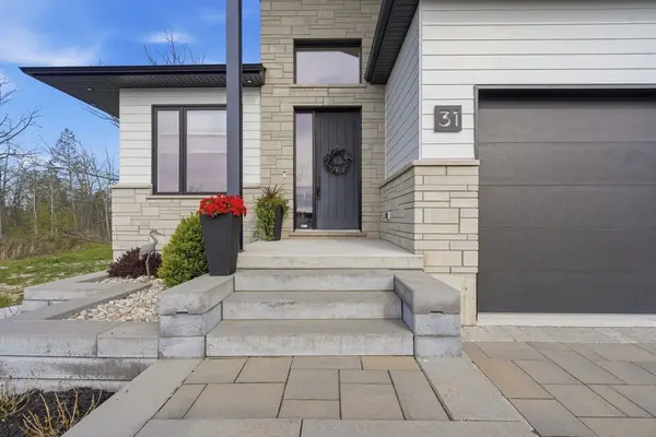31 CREEK SIDE PL, Lambton Shores, ON N0M 1T0