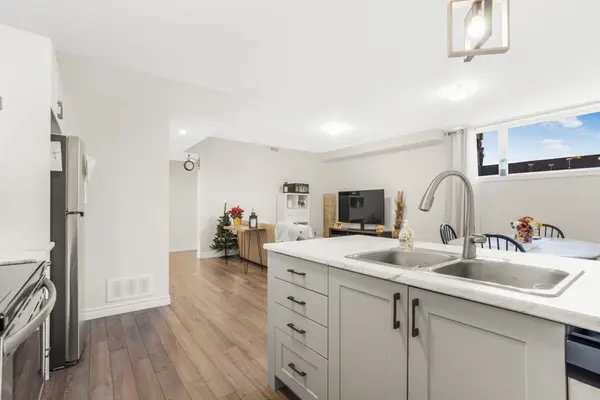 6 Maxime CT #A, Clarence-rockland, ON K0A 2A0