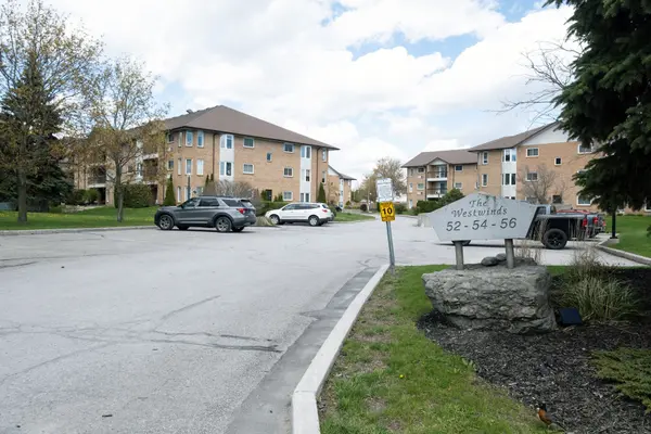 202-56 Tripp BLVD, Quinte West, ON K8V 5V1
