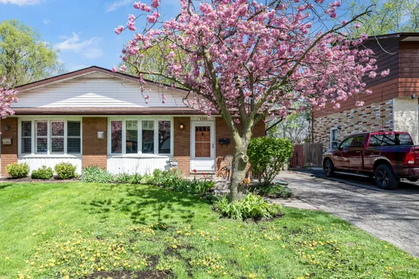 6763 Wilinger ST, Niagara Falls, ON L2J 2B4