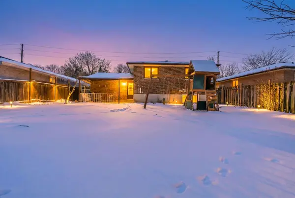 411 Imperial RD S, Guelph, ON N1K 1K2