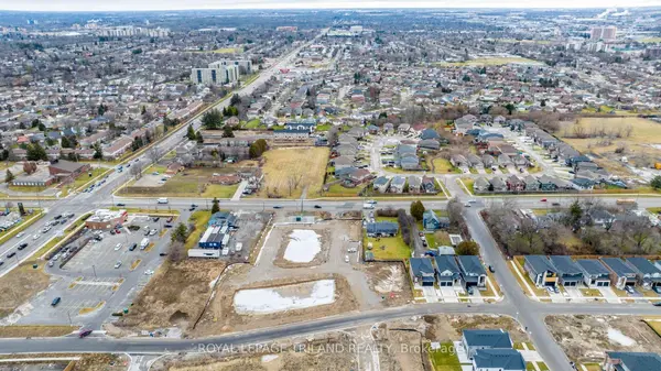 3077 White Oak RD, London South, ON N6E 1L7