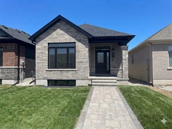 83 Athabaska DR, Belleville, ON K8N 0T1