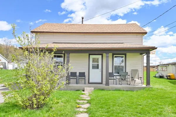 45 Black Diamond RD, Belleville, ON K8N 0N6