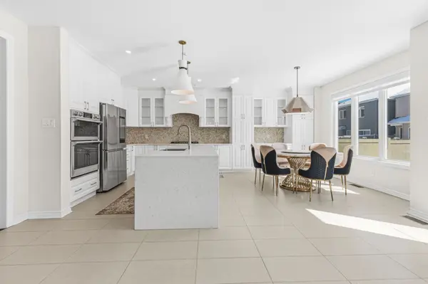 38 Mudminnow CRES, Orleans - Cumberland And Area, ON K4A 5H8