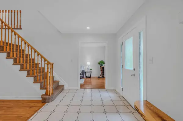 203 Elizabeth CRES, Centre Wellington, ON N1M 3N2