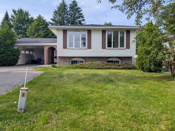 1688 Lamothe ST, Greater Sudbury, ON P3A 2K1