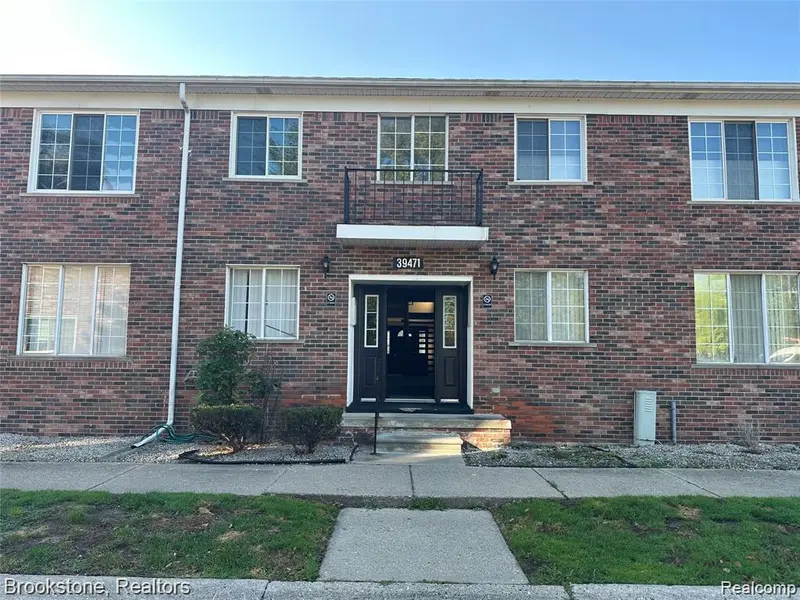 39471 Van Dyke AVE, Sterling Heights, MI 48313