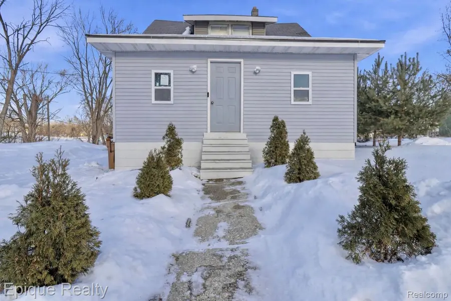 48 Augusta AVE, Pontiac, MI 48341