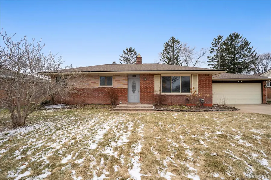 1339 Edgeorge ST, Waterford Charter Township, MI 48327