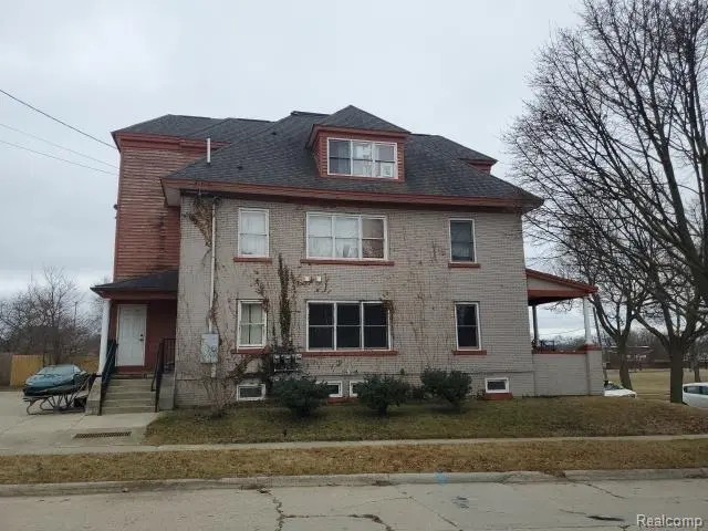 626 Begole ST, Flint, MI 48503