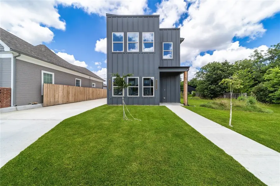 1426 Evans Avenue, Fort Worth, TX 76104
