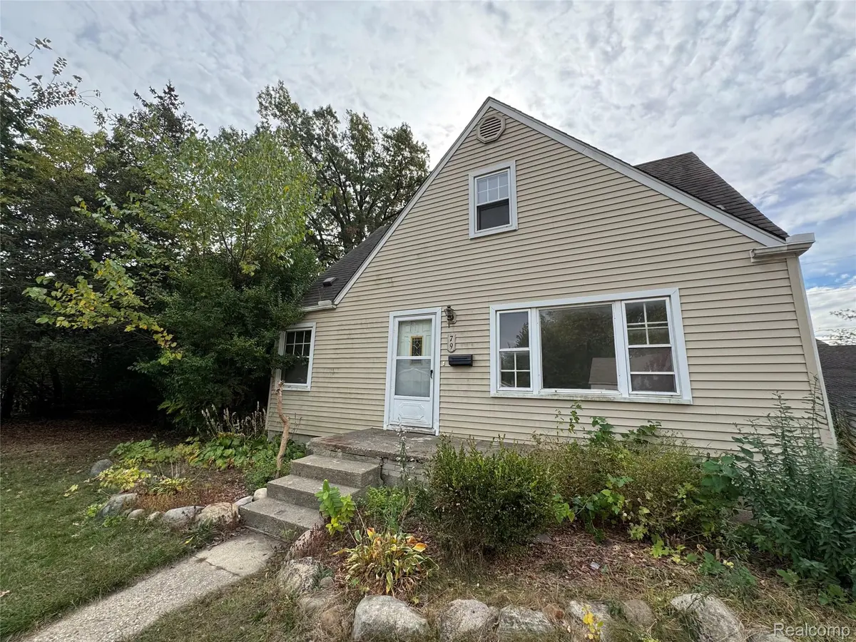 79 W Rowland AVE, Madison Heights, MI 48071