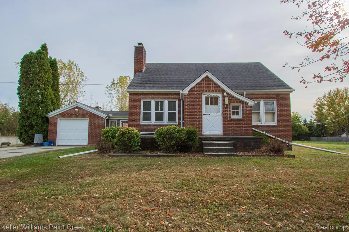 18400 22 Mile RD, Macomb Township, MI 48044