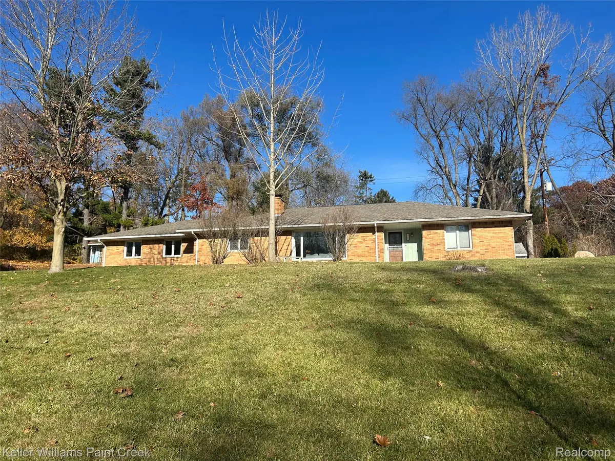 176 Perrydale ST, Rochester Hills, MI 48306