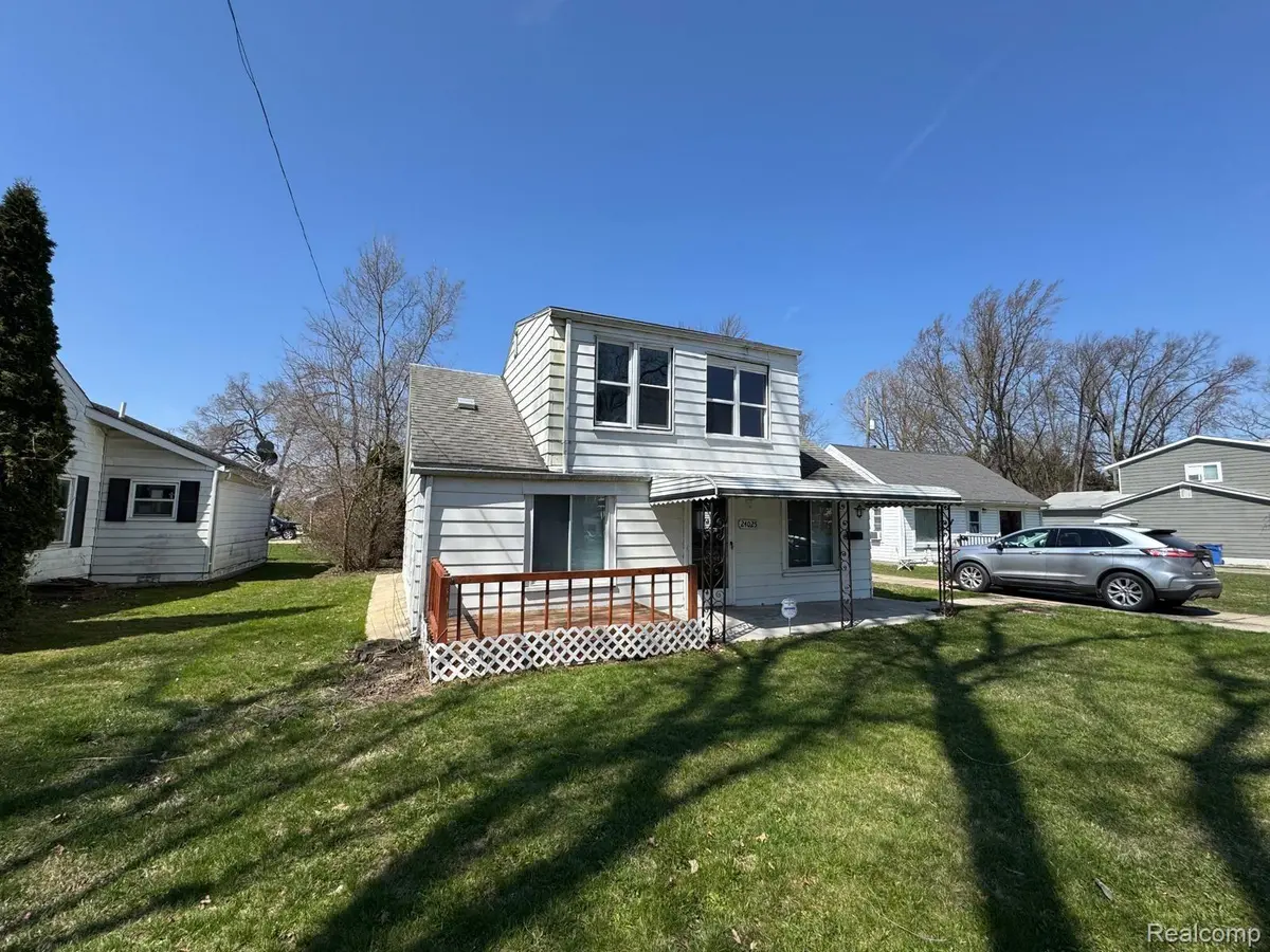 24025 CUNNINGHAM AVE, Warren, MI 48091