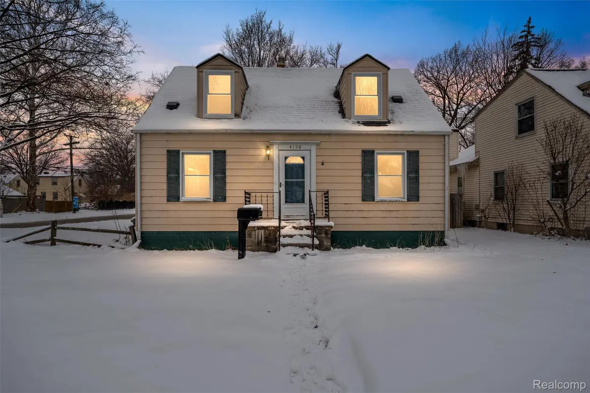 4190 2nd ST, Wayne, MI 48184