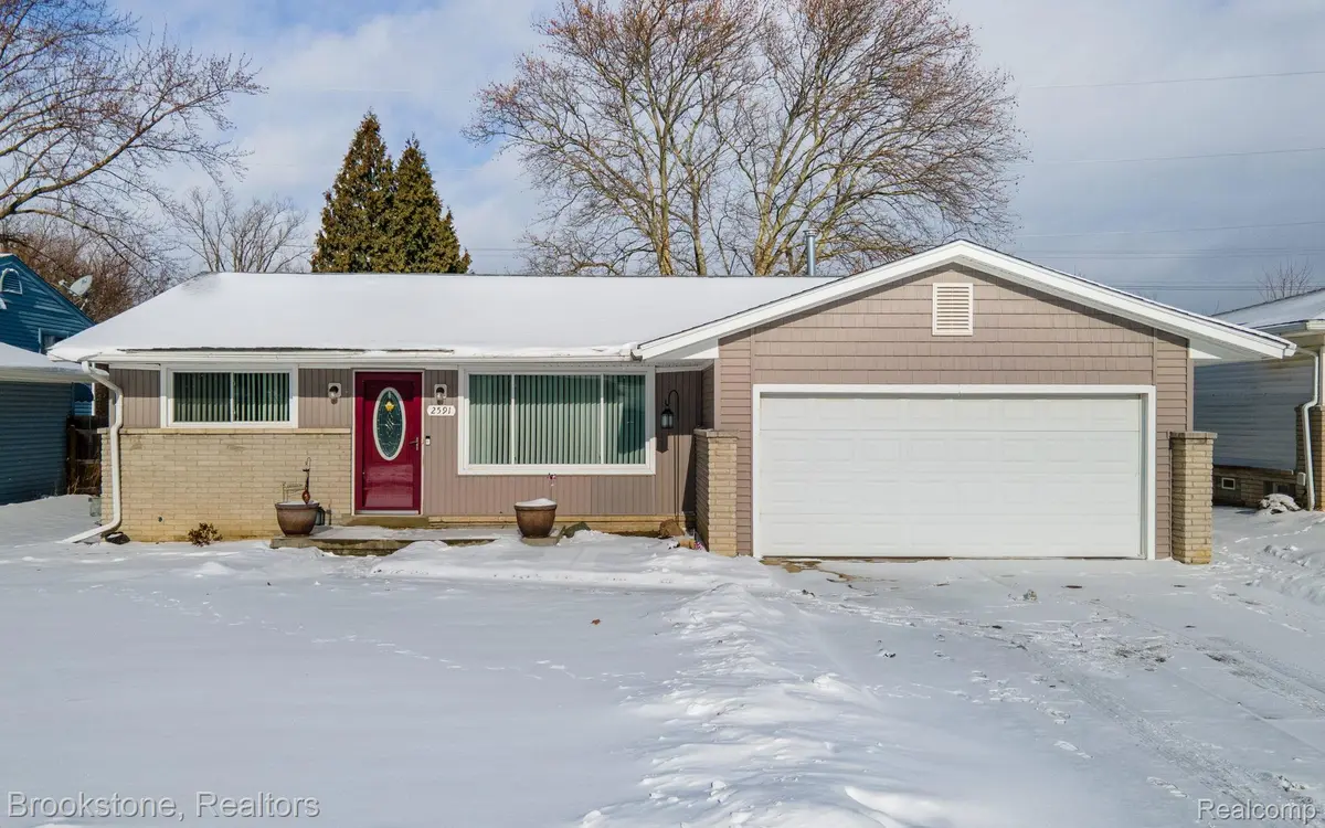 2591 Hempstead RD, Auburn Hills, MI 48326