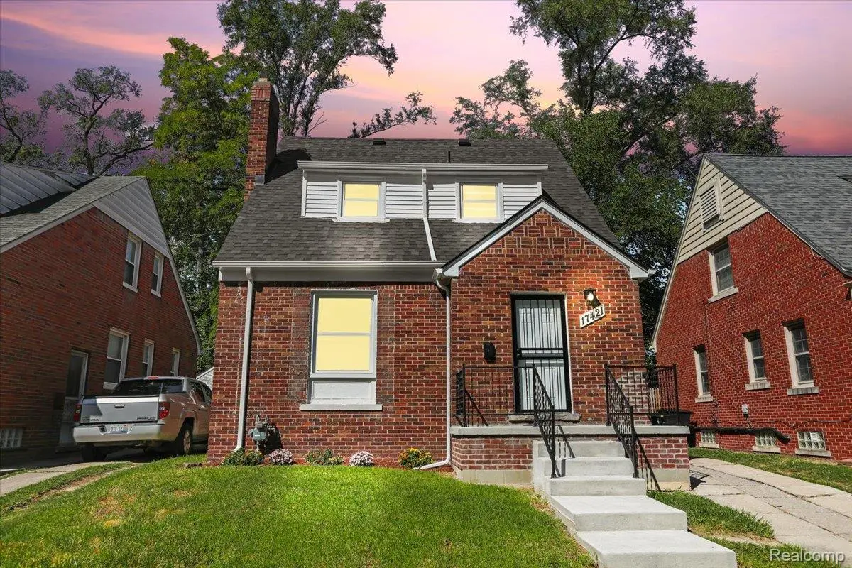 17421 Quincy ST, Detroit, MI 48221