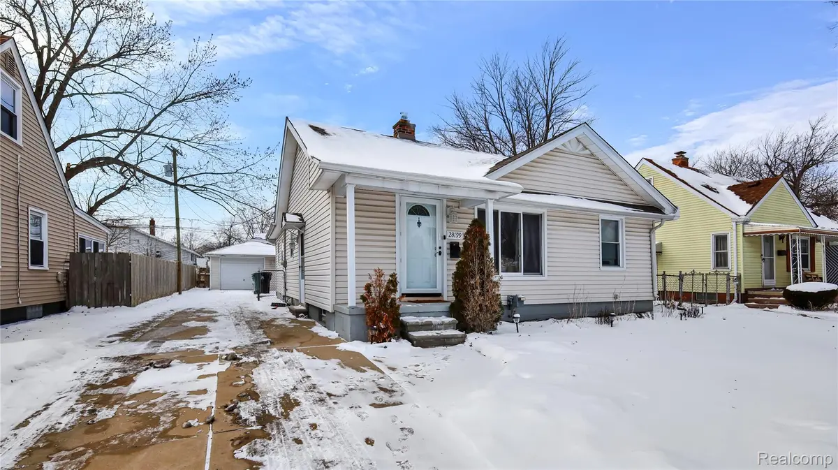 28199 Oneil ST, Roseville, MI 48066