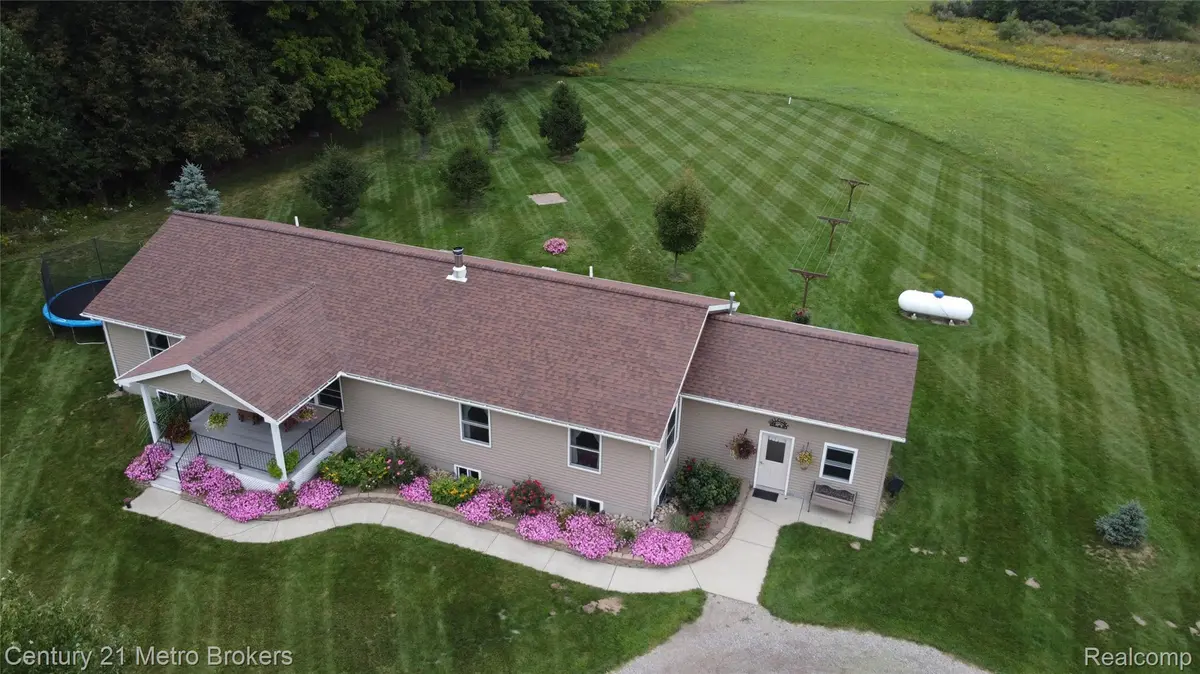 10582 E 80th ST, Chase Township, MI 49677
