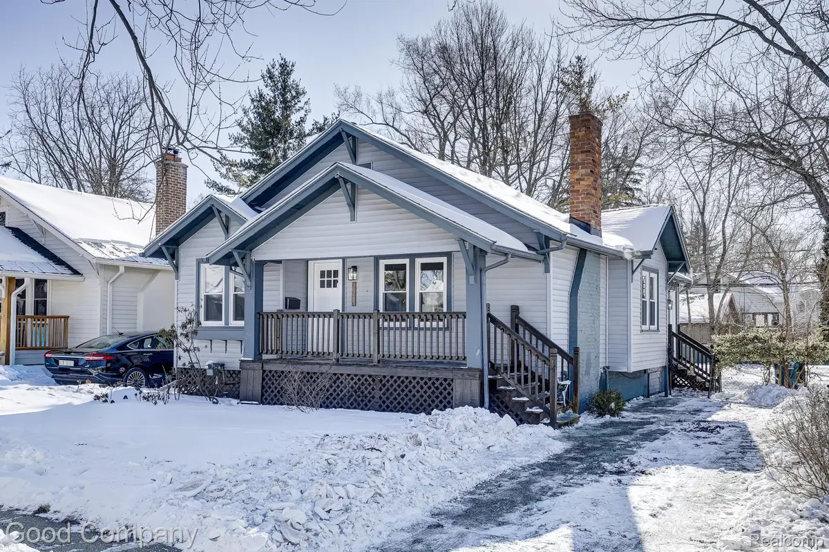 16309 Kirkshire AVE, Beverly Hills Village, MI 48025