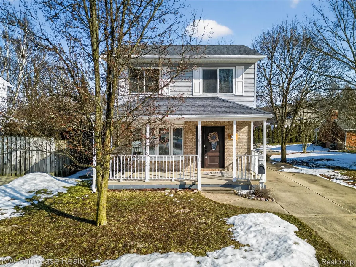 622 Elizabeth ST, Milford, MI 48381
