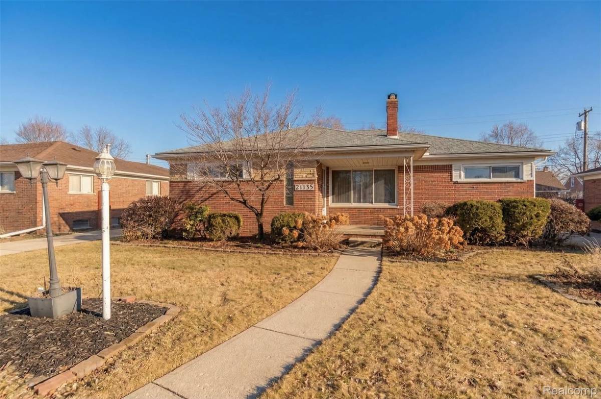 21135 Virginia AVE, Eastpointe, MI 48021