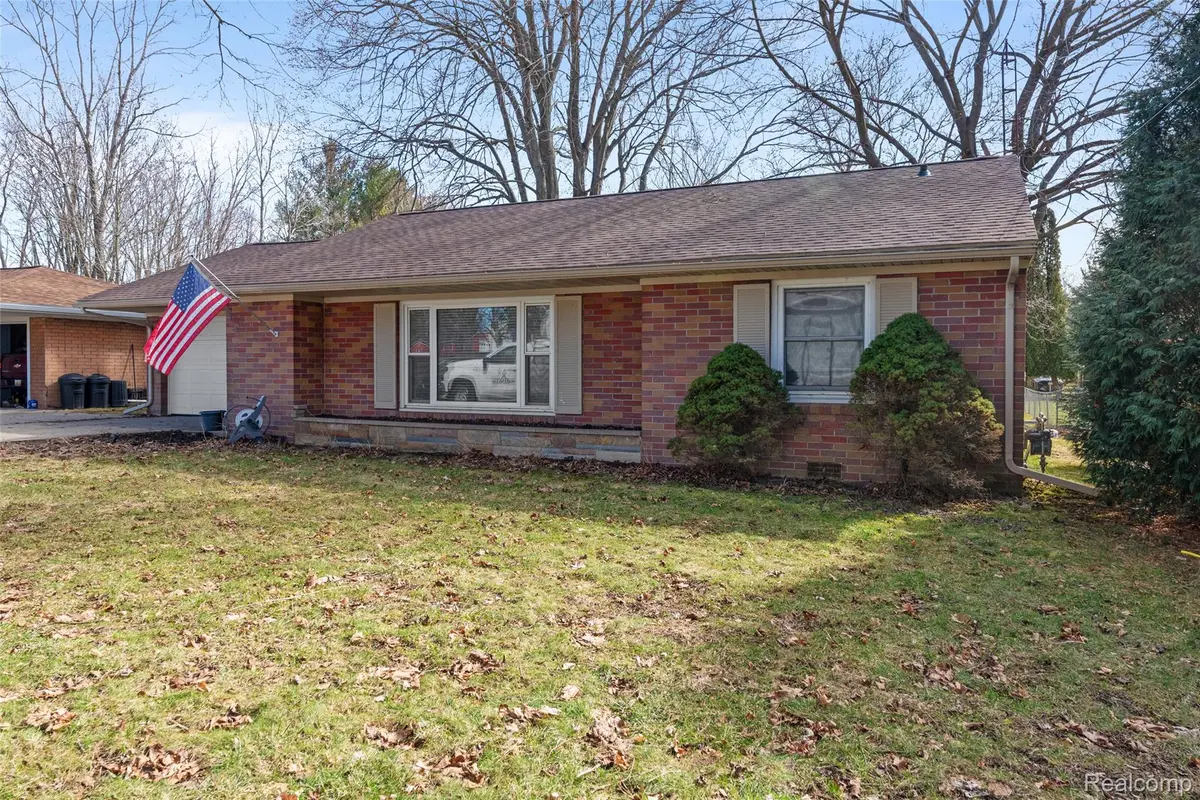 8150 Davison RD, Davison Township, MI 48423