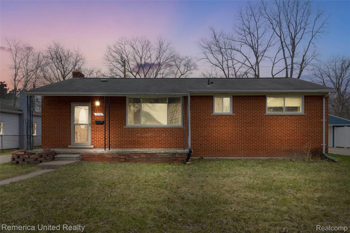 3450 Pershing ST, Wayne, MI 48184