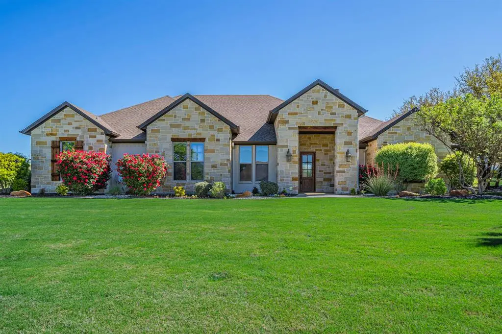 100 Helton Drive, Granbury, TX 76049
