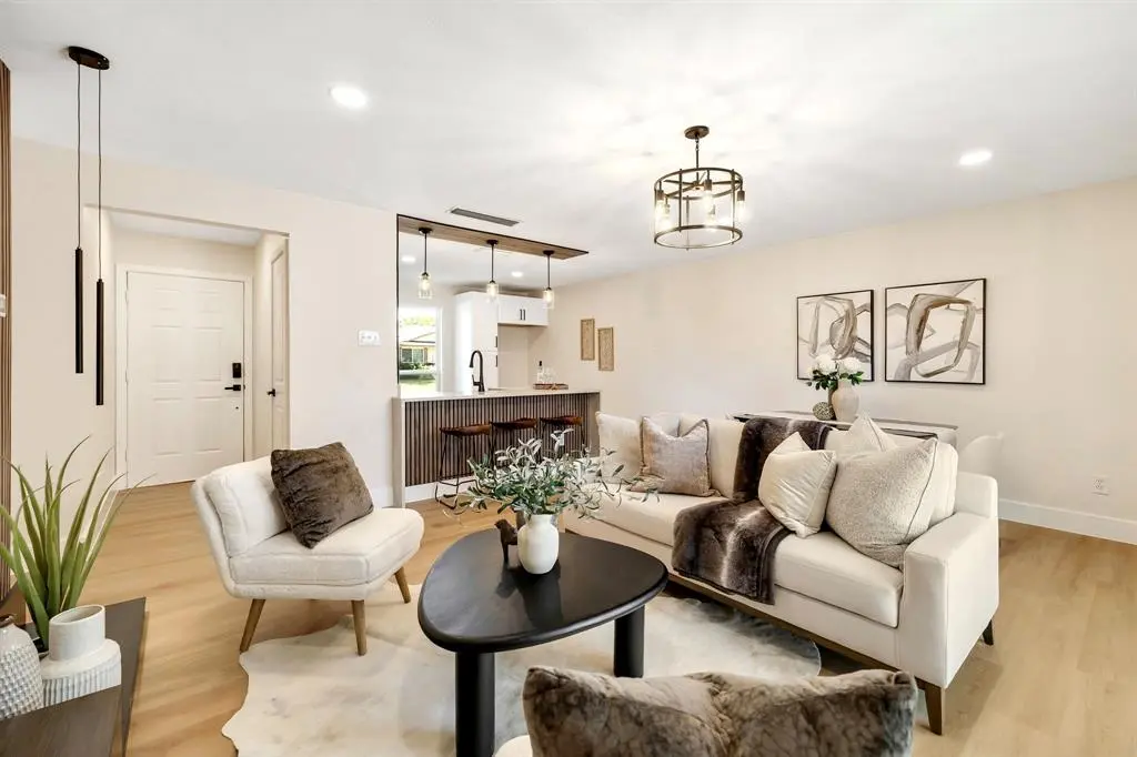 933 Wandering Way Drive, Allen, TX 75002