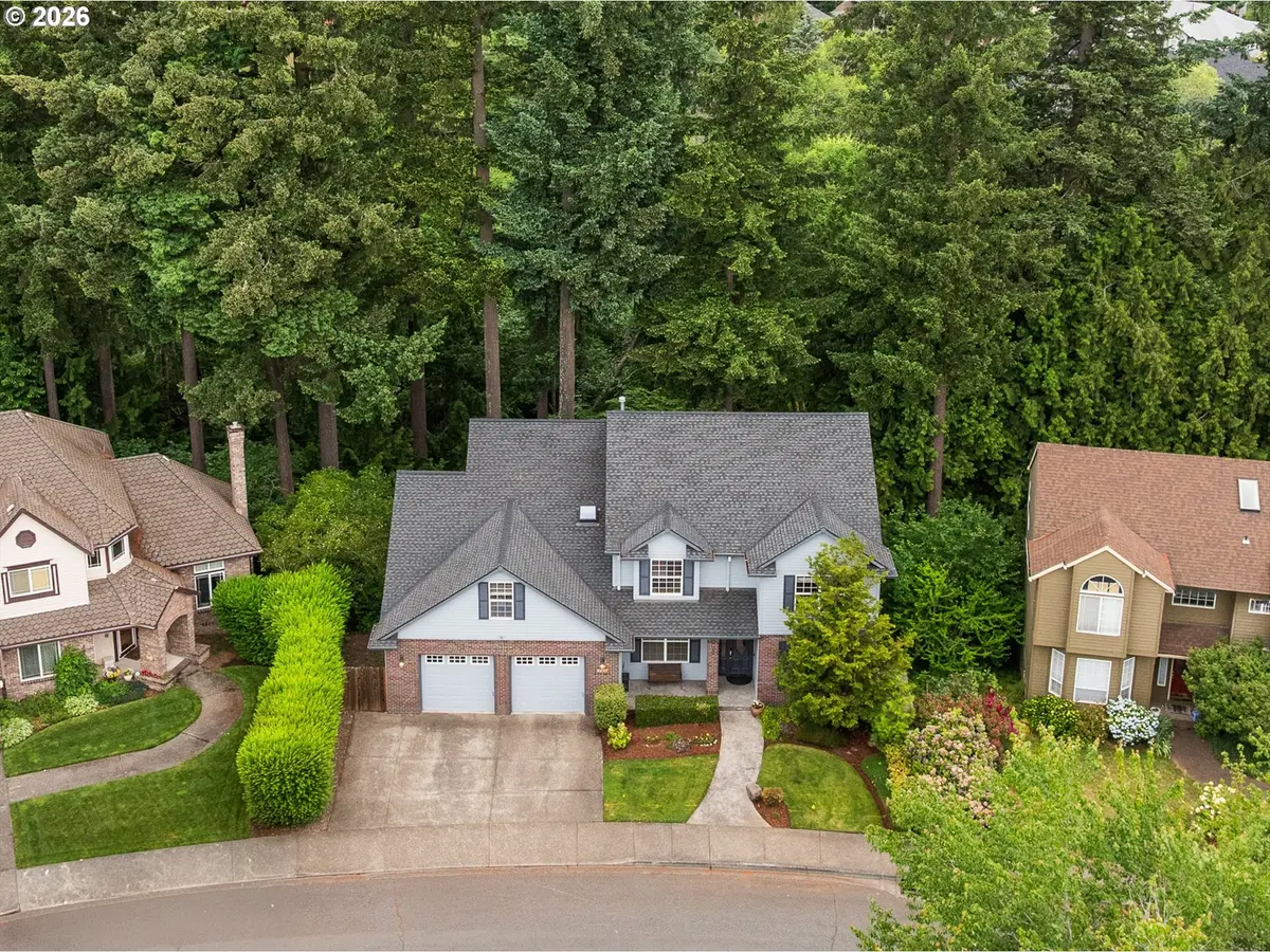 2257 NE ESTATE DR, Hillsboro, OR 97124