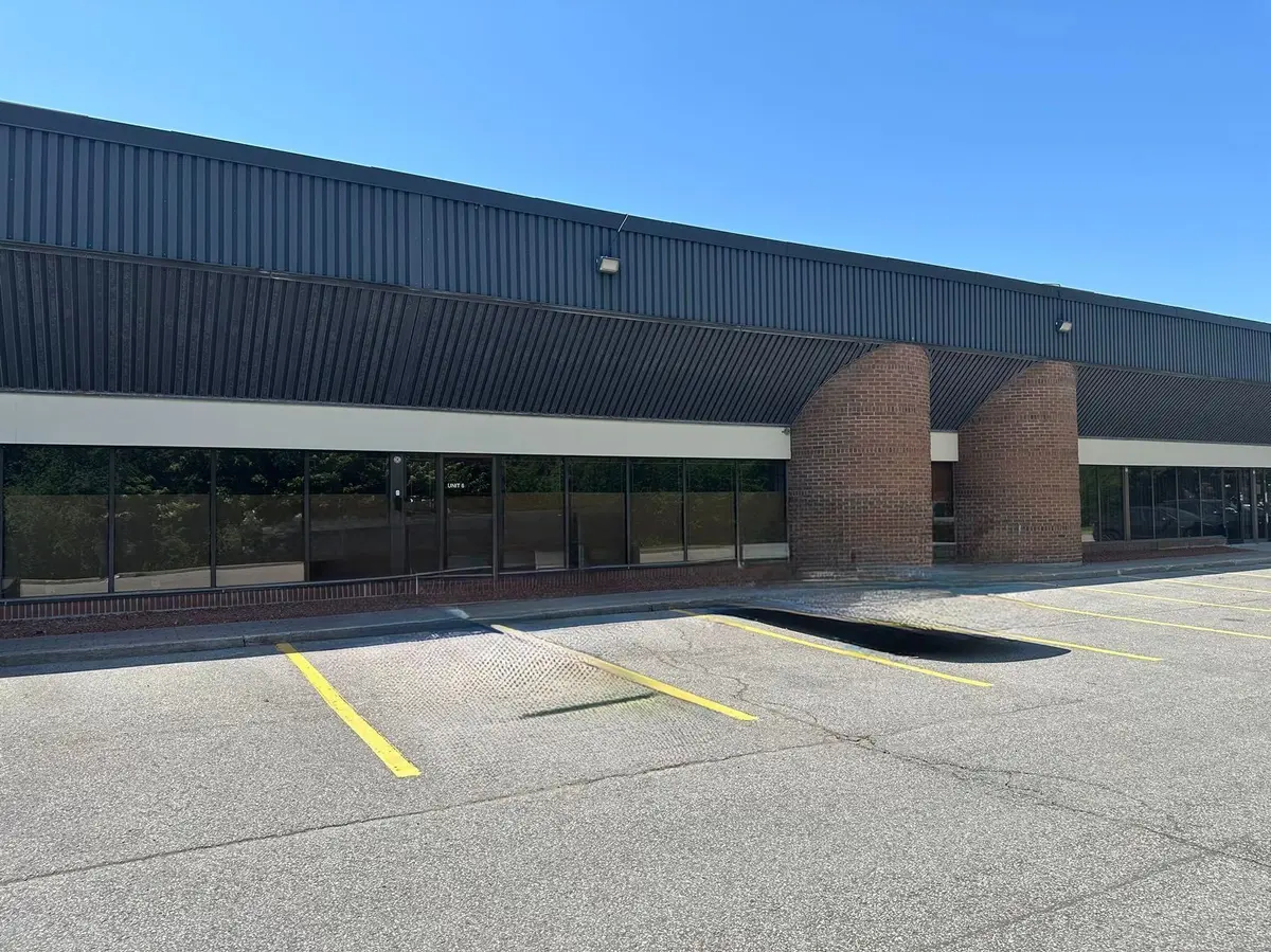 465 Milner AVE #6 & 7, Toronto E11, ON M1B 2K4